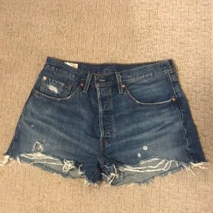 urban renewal recycled levis cheeky denim short